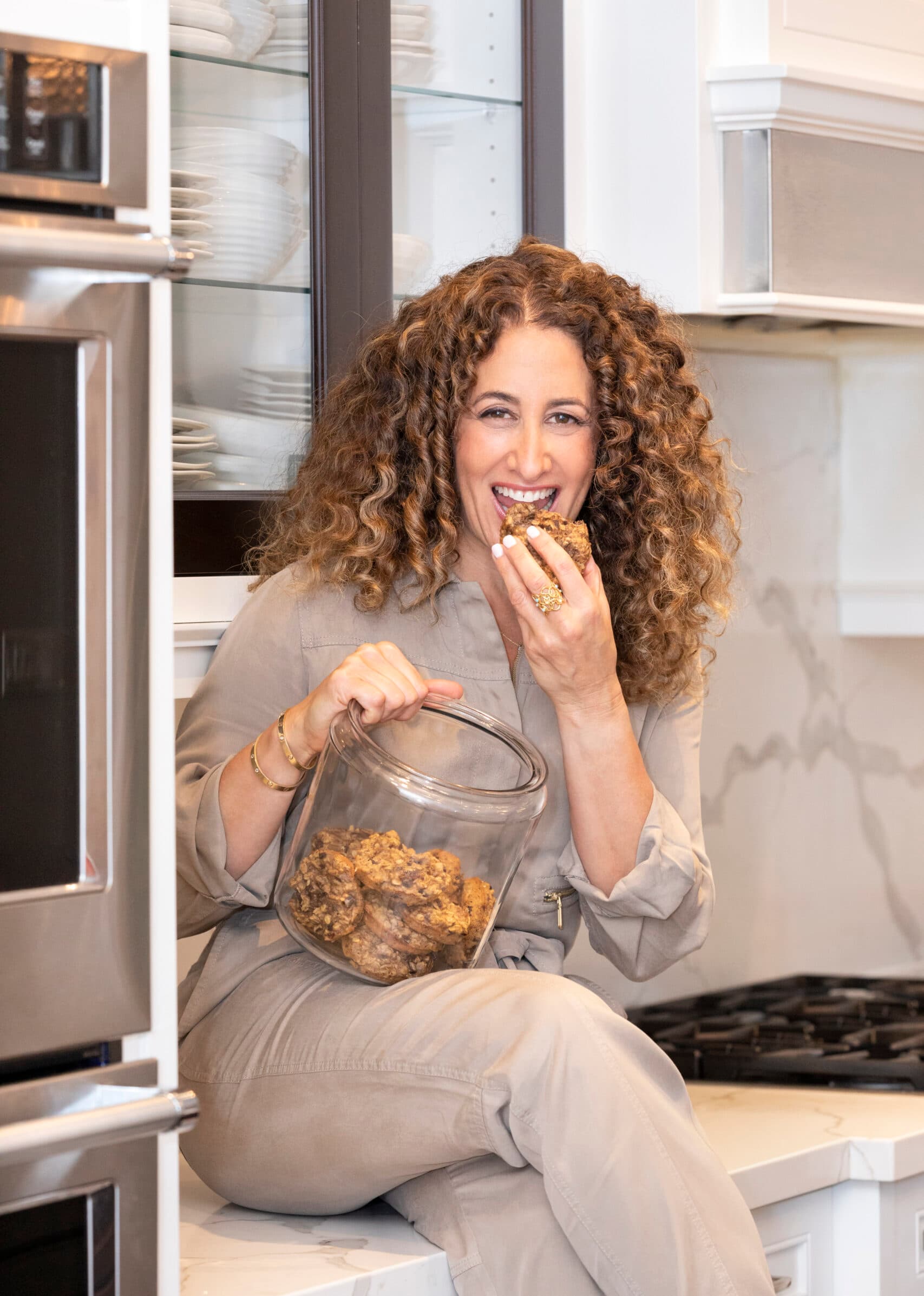 Carolyn Cohen in her kitchen